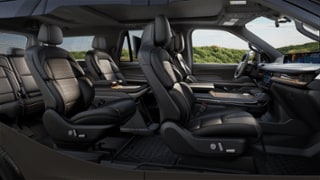 2025 Lincoln Lincoln Navigator Internal Image 1